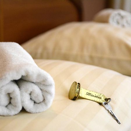 Hotel Minerva Mosonmagyaróvár المظهر الخارجي الصورة