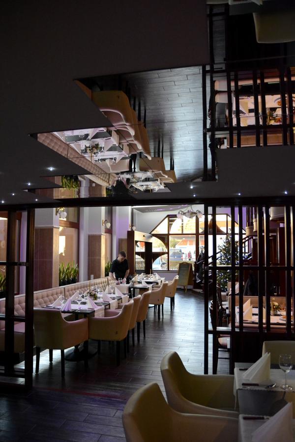 Hotel Minerva Mosonmagyaróvár المظهر الخارجي الصورة